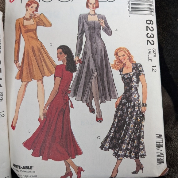 McCall's pattern bundle - Picture 2 of 9